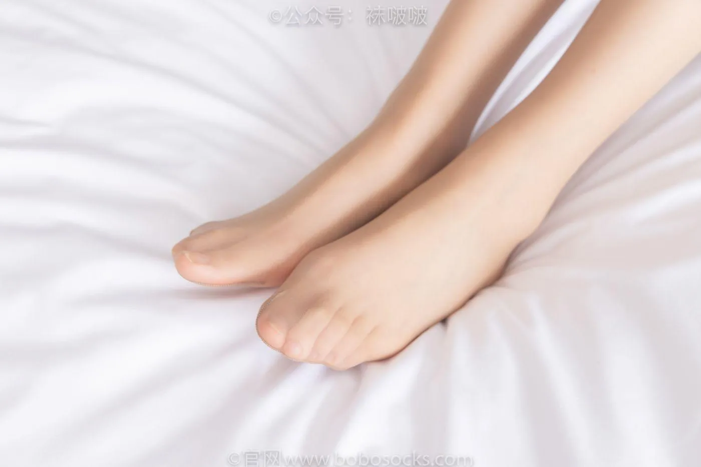 [BoBoSocks袜啵啵]NO.078 小甜豆-招行制服、平底鞋、灰丝 [139P]插图